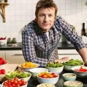 张一山辣条风波全纪录：从吃货本性到理性对待明星隐私