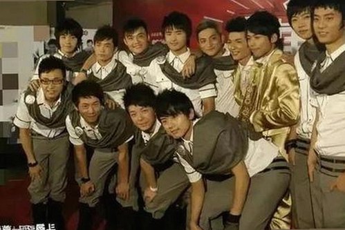 娱乐圈吃瓜网背后的真相揭秘:揭秘明星作假与独家爆料风向