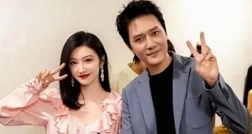 angelababy:娱乐圈的“瓜中女王”背后之路揭秘