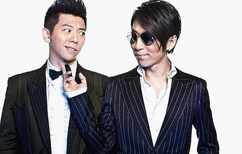 易烊千玺:从影视新星到公益时尚多面手的蜕变之路