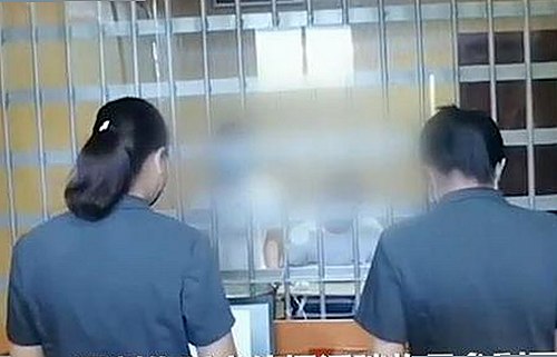 揭秘吃瓜君与奇米国产：娱乐圈与网络文化的奇妙交织