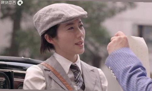 吃瓜女配背后故事与柳小八的娱乐圈逆袭揭秘